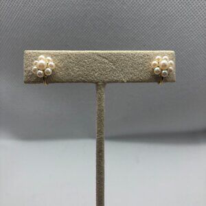 Vintage Flower Faux Pearl Clip-On Earrings